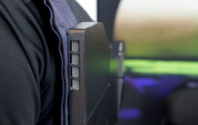 Intel розробляє комп'ютер-жилет для віртуальної реальності