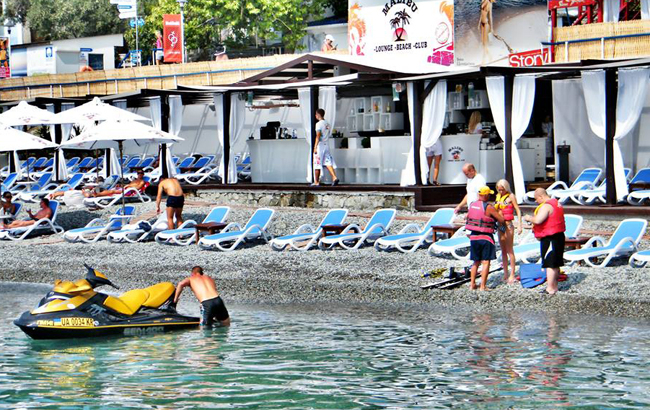 В Крыму гибнут курорты: экологи в панике