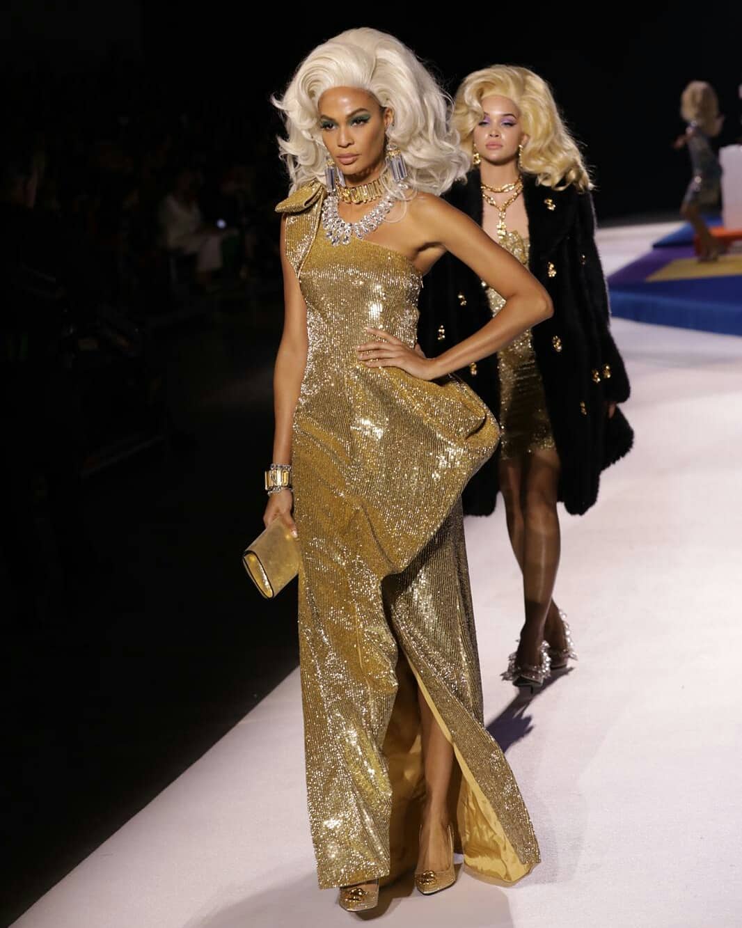 Джоан Смоллс