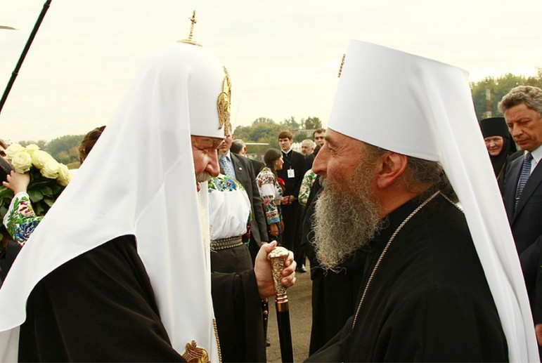 Працюють московські суди? Мережа ошелешена "заморожуванням" перейменування УПЦ