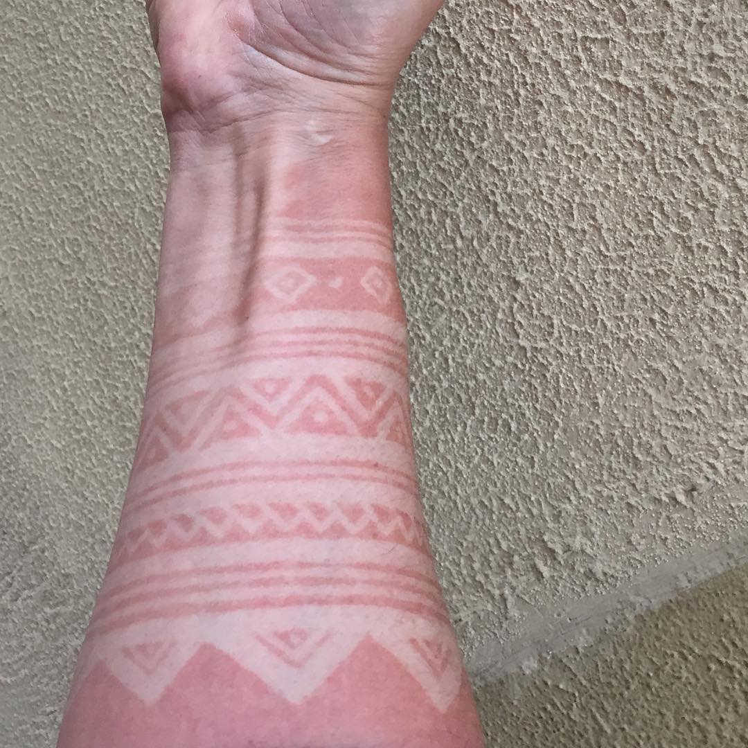 Трусики-джинси і вії в носі: топ-10 дивних і безглуздих модних трендів 2019 року