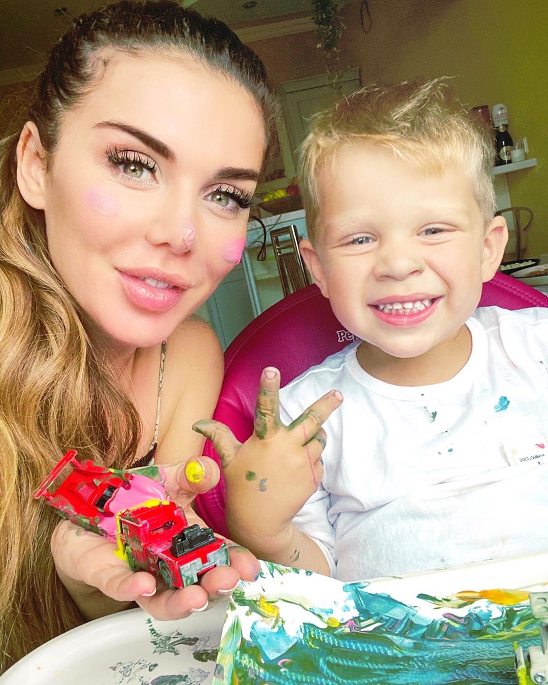 Довіра і свобода: Анна Сєдокова поділилася своїми правилами виховання дітей