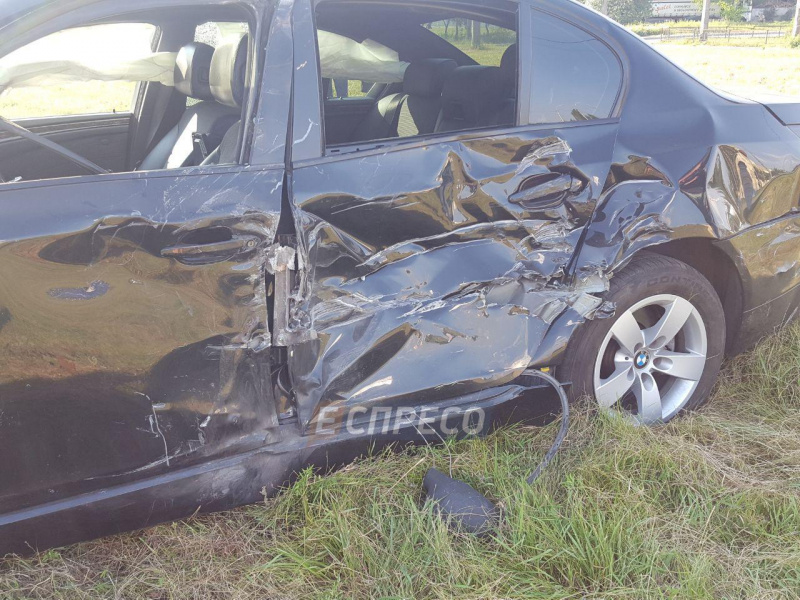 В Киеве столкнулись семь автомобилей, пострадал ребенок