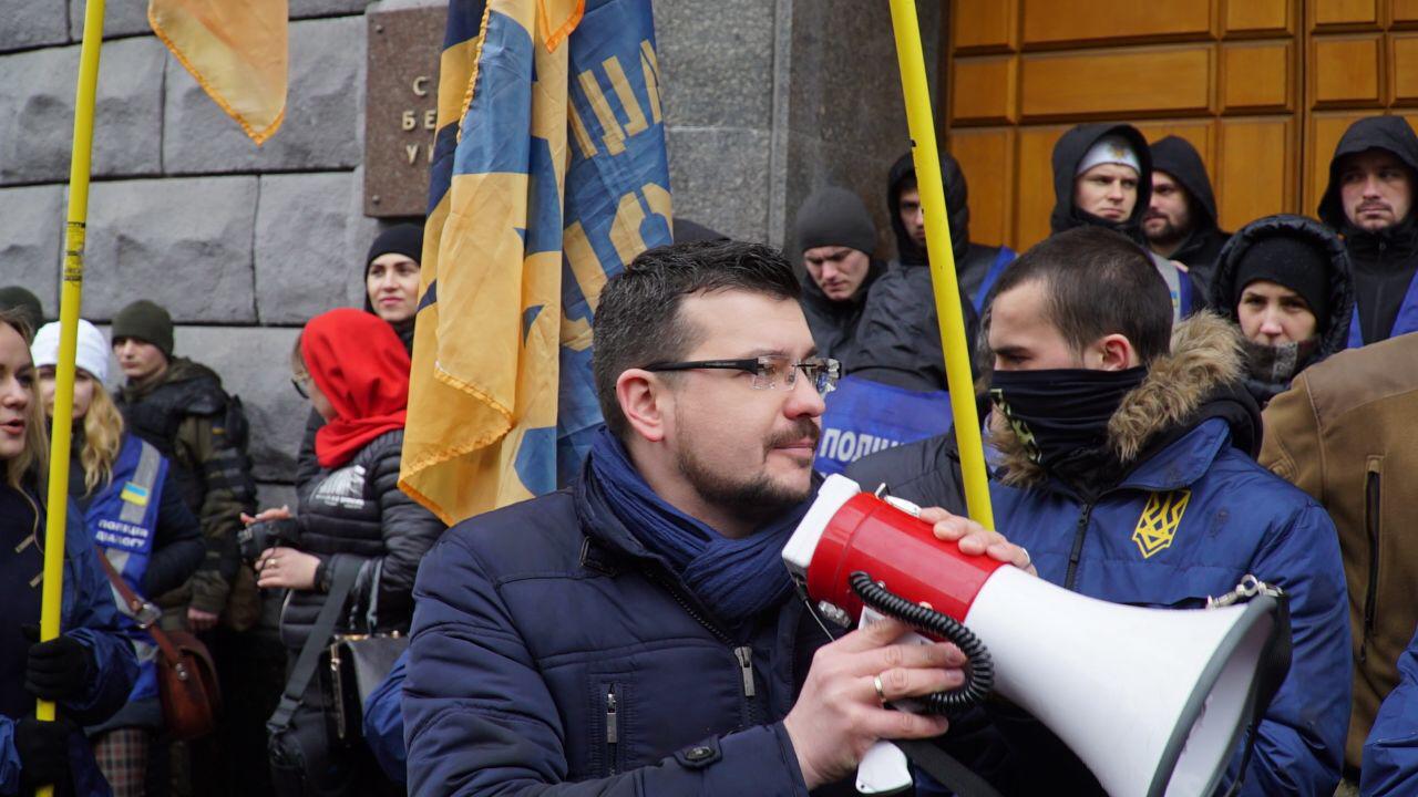 "Национальный корпус" требует ареста Медведчука