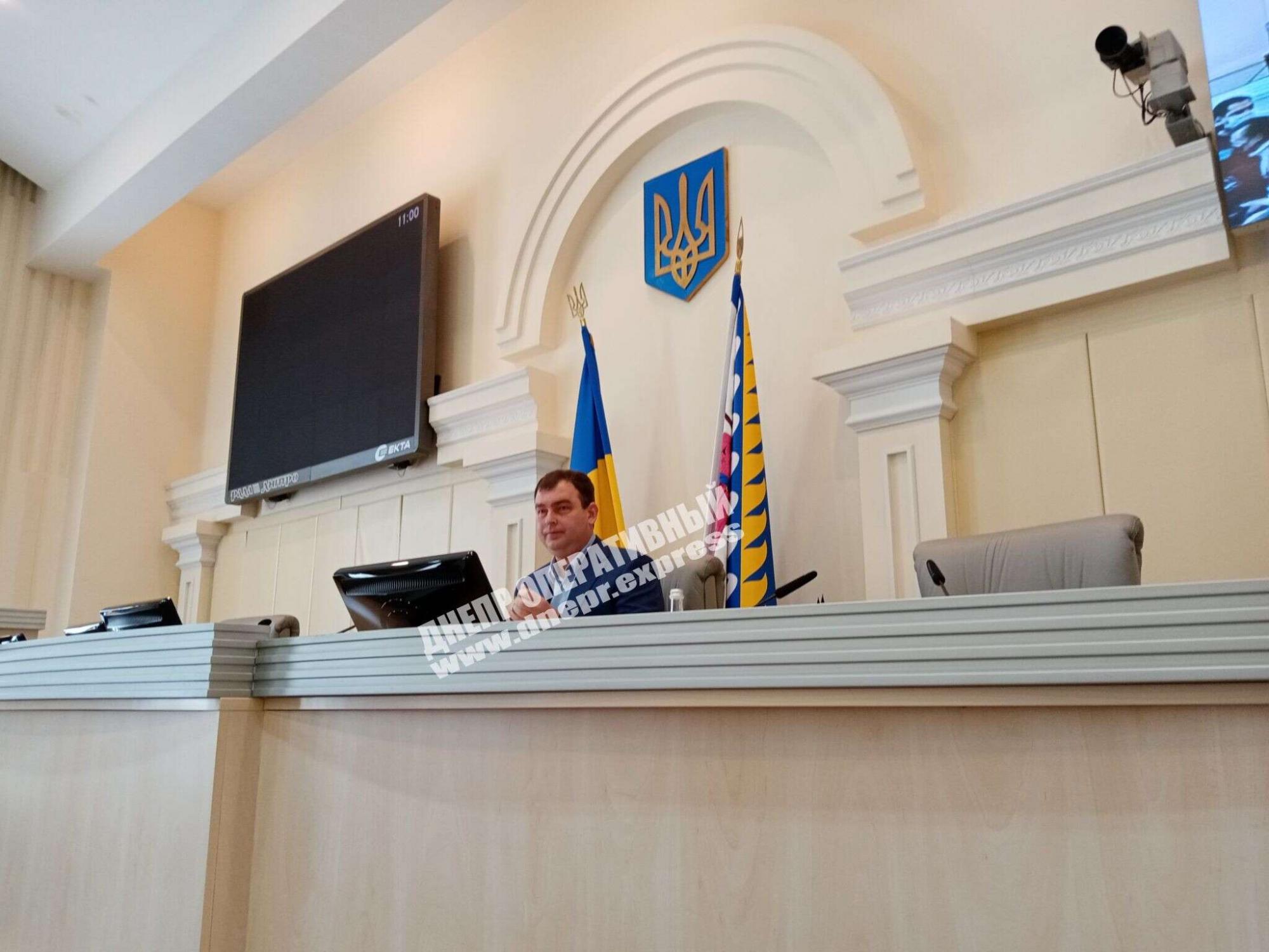 В Днепропетровском облсовете не смогли выбрать нового руководителя области