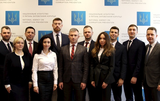 Глава НАПК Александр Новиков: Ни одна партия пока не отказалась от госфинансирования