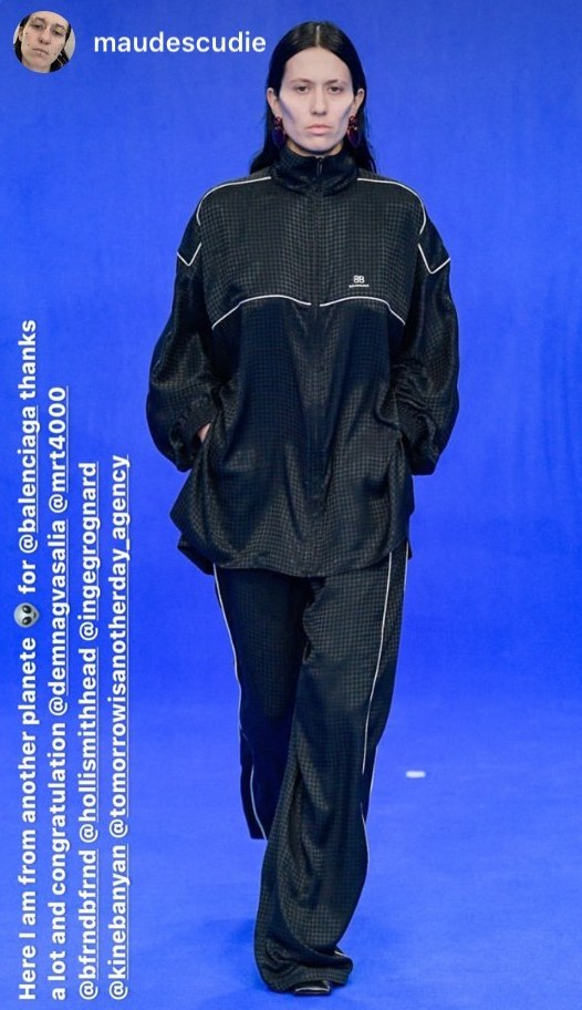 Розсипи золота, елементи пірсингу і накладні вилиці: найбільш незвичайні мейк-ап тренди Тижня моди в Парижі