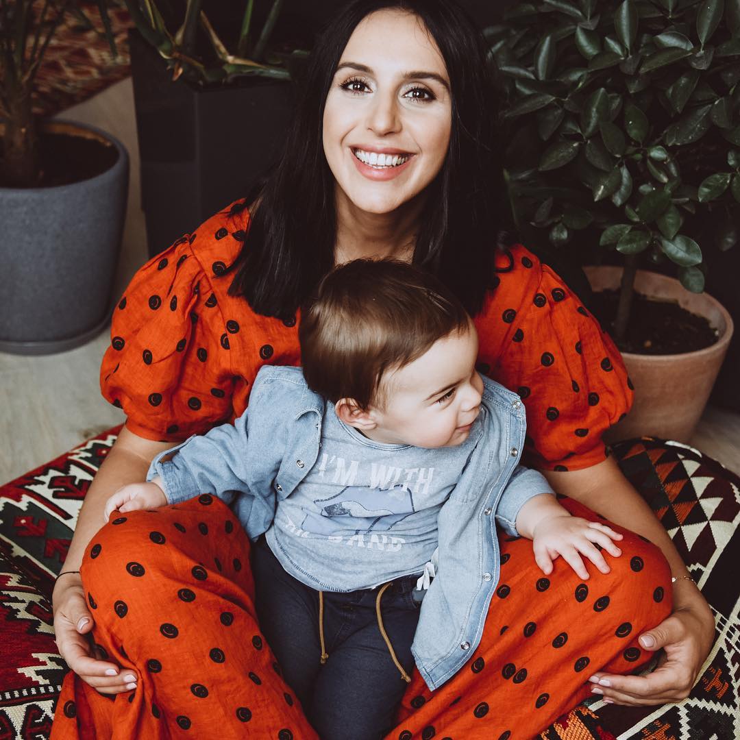 Невероятно милые: Джамала впервые показала лицо сыночка