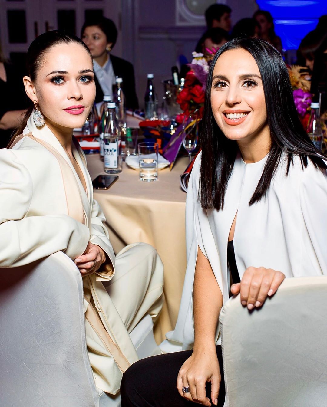 Идеал женской красоты: Джамала восхитила стильным выходом в свет