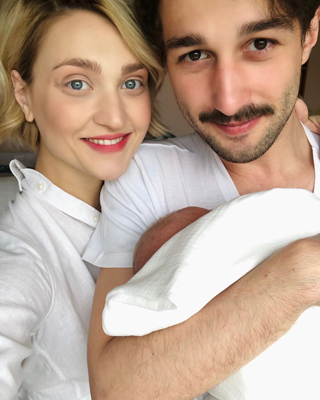 Вередує і розчулює нас: Віра Кекелія докладно розповіла про перший місяць в ролі молодої мами