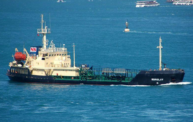 Украина продала два российских танкера за 10,1 млн гривен