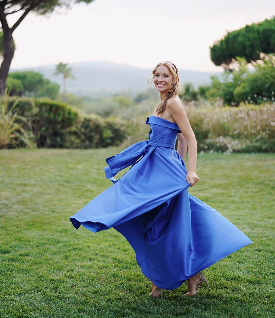 "Закохана дівчина": Катя Осадча оригінально прощається з літом