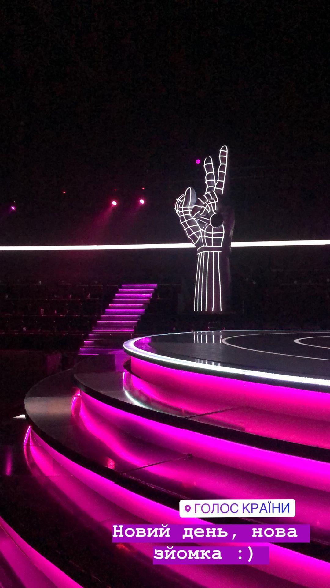 Милая девчушка: Катя Осадчая поразила цветущей внешностью на съемках Голос Країни