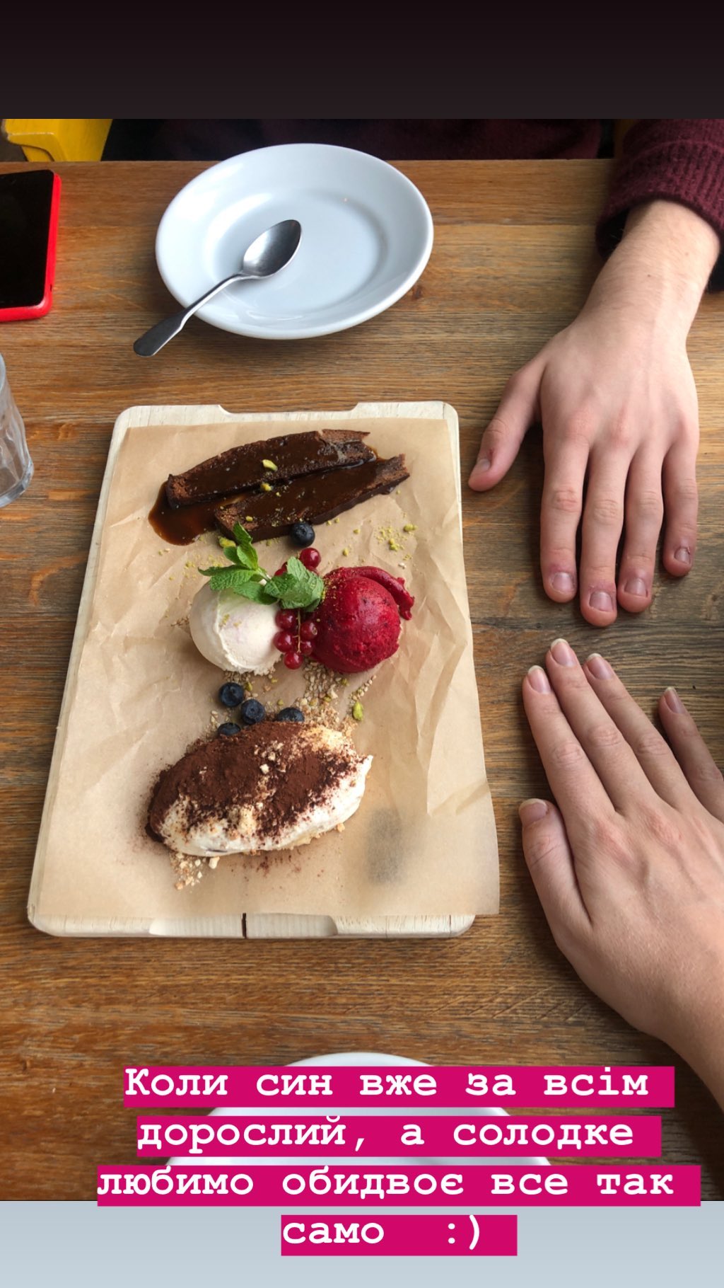 "Уже совсем взрослый": Катя Осадчая с сыном наслаждаются рождественским Берлином