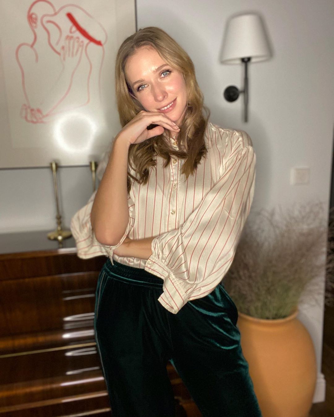 Стильная Катя Осадчая порадовала неожиданно разнообразной подборкой любимых сериалов