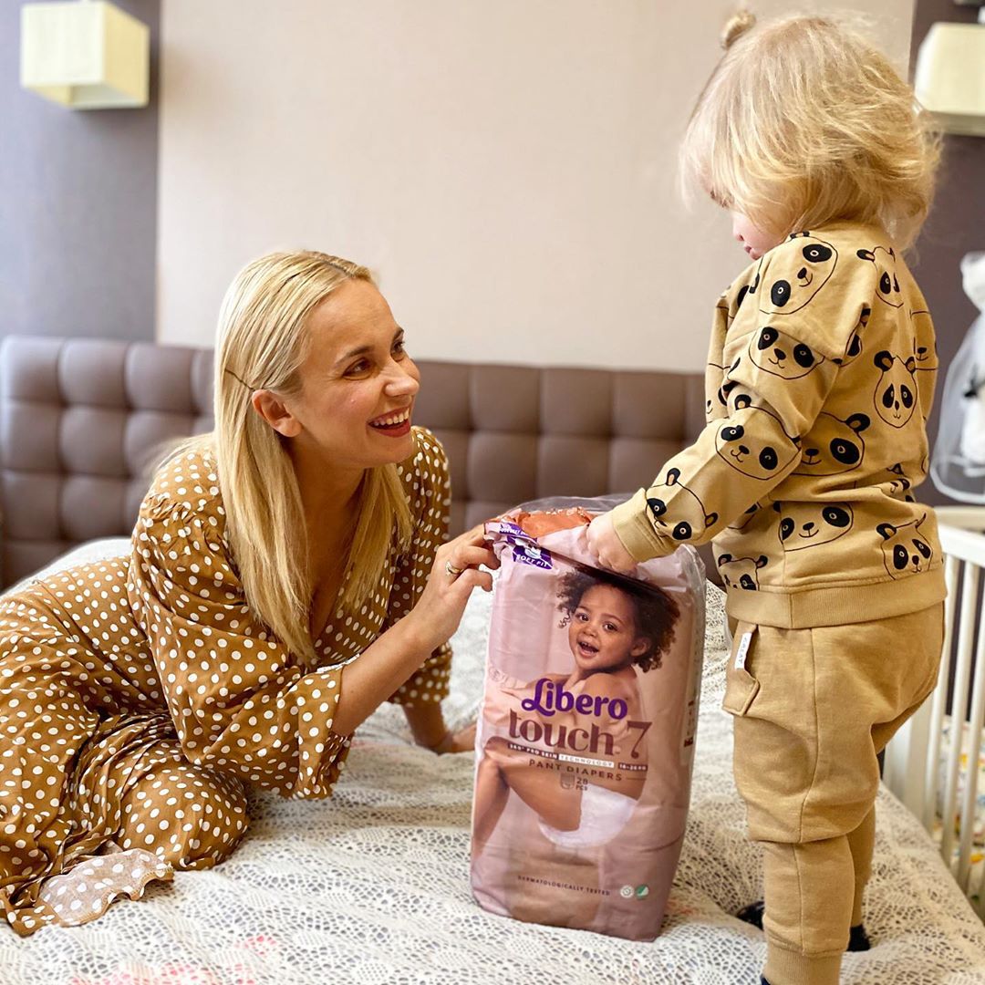 Носила його на голові: Лілія Ребрик поділилася кумедною історією про молодшу дочку