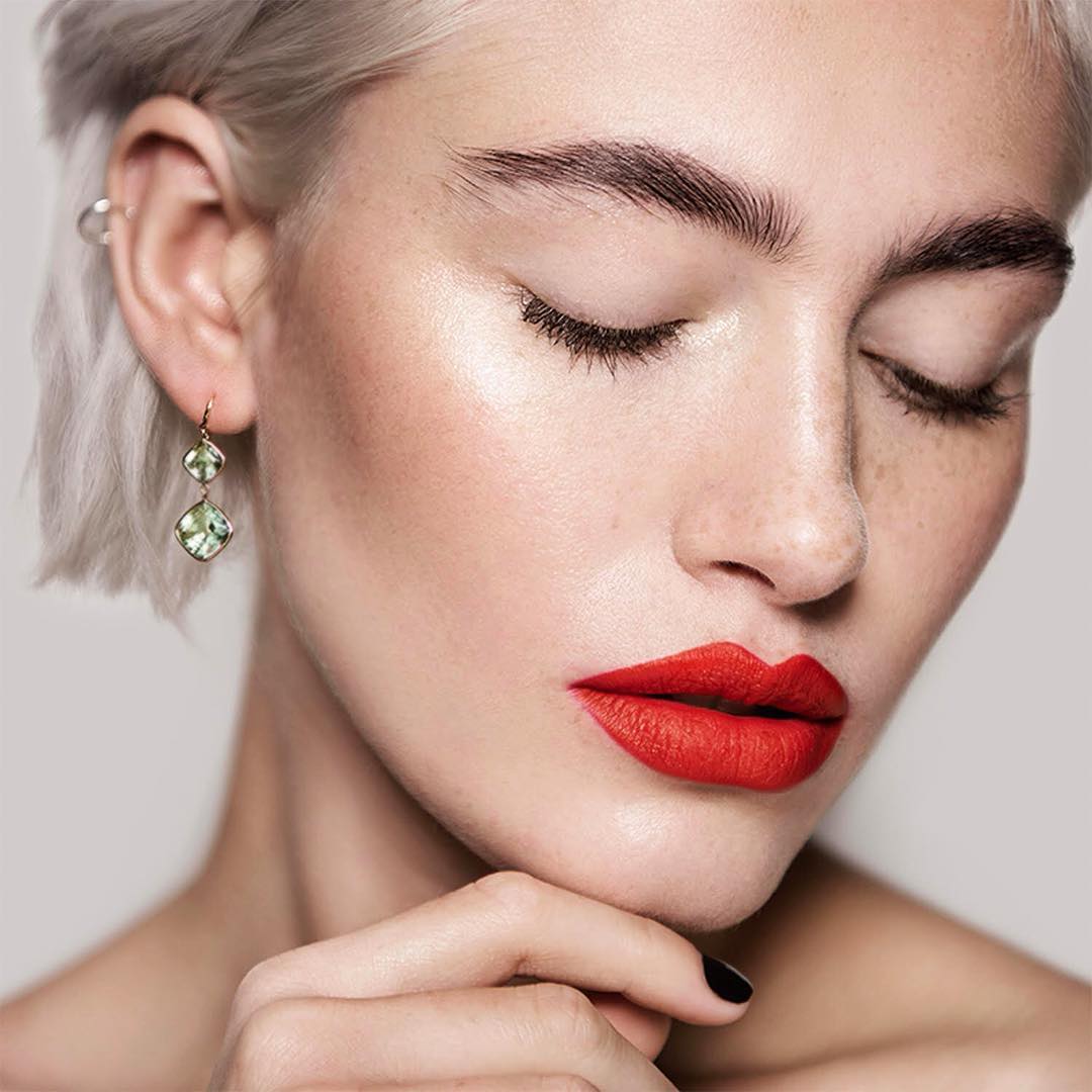 Запали ніч: 5 ідей вечірнього макіяжу на День всіх закоханих від зоряних візажистів