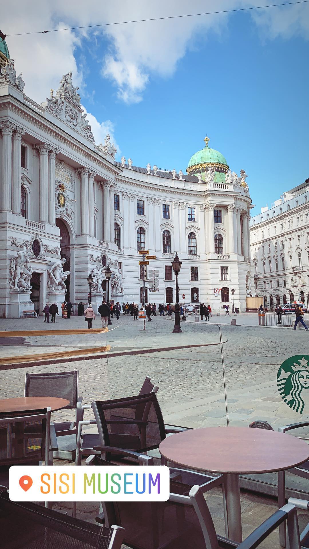 Надихає: дочка Олени Кравець похвалилася відпочинком у Відні (фото)