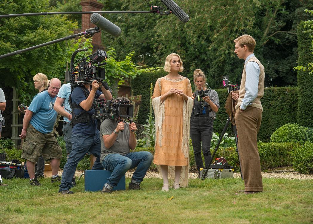 Что общего у Марго Робби и Барби: сравним параметры