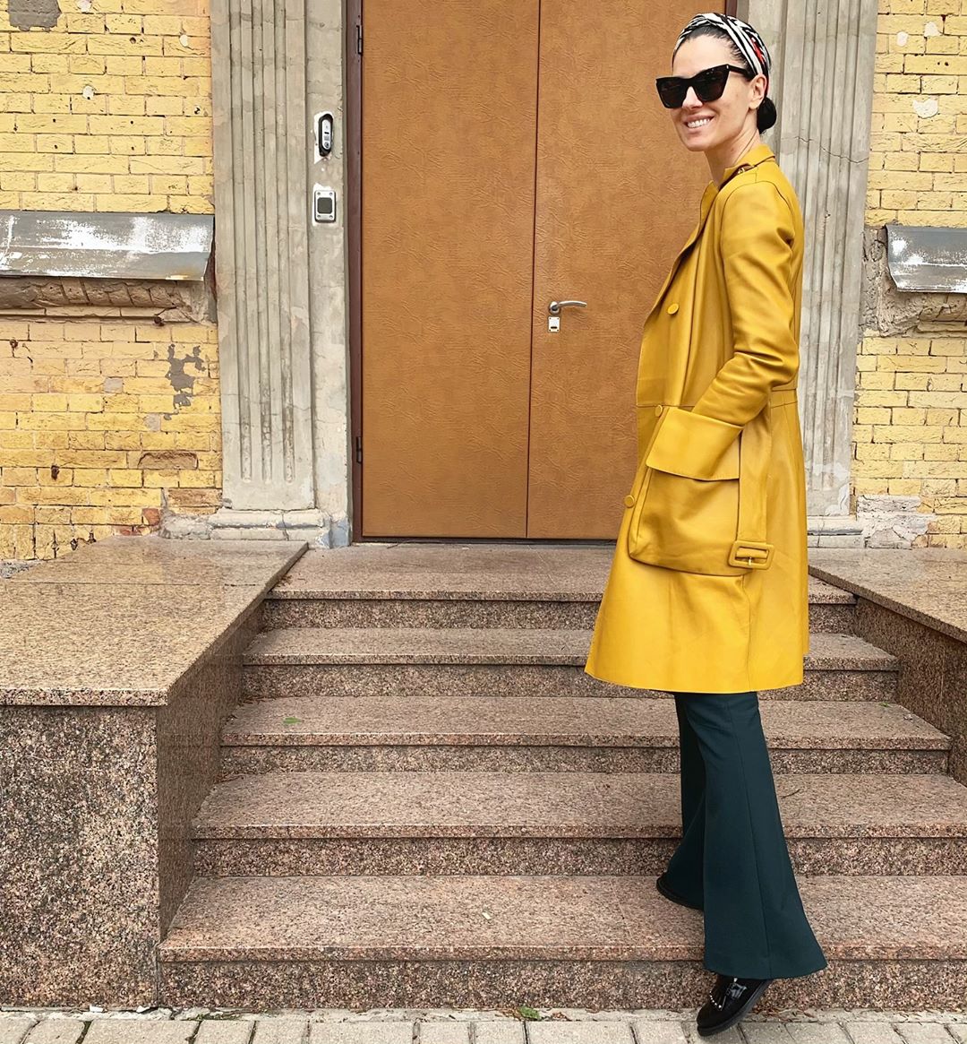 Стильна штучка: Маша Єфросиніна захопила фанів трендовим нарядом