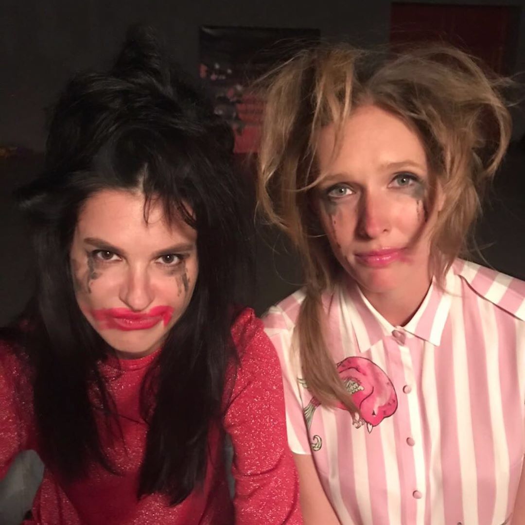 "Обе красотки": Маша Ефросинина повеселила сеть смешным фото с именинницей Катей Осадчей