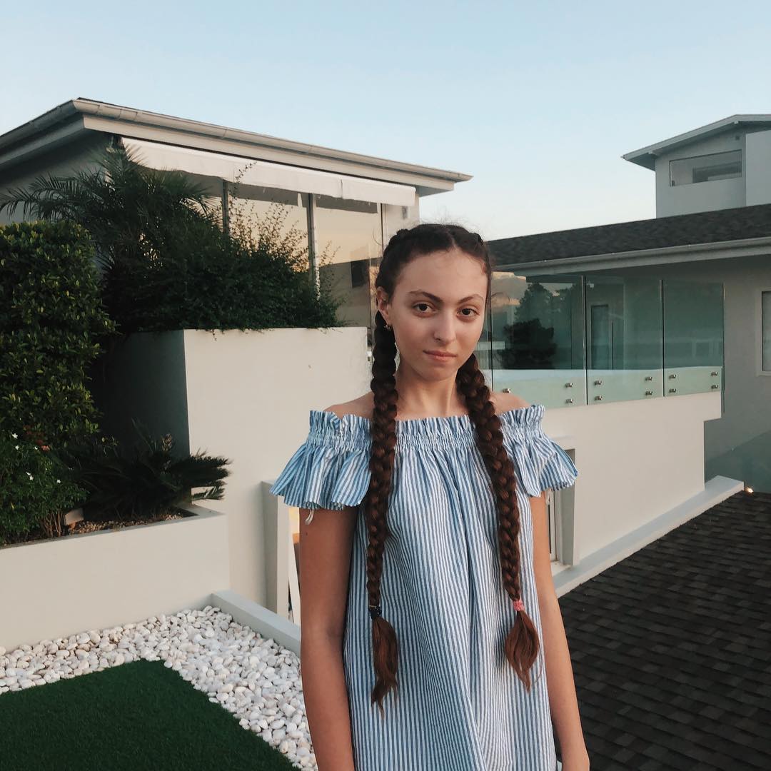 "Вся в маму": дочка Полякової підкорила мережу фото з Таїланду