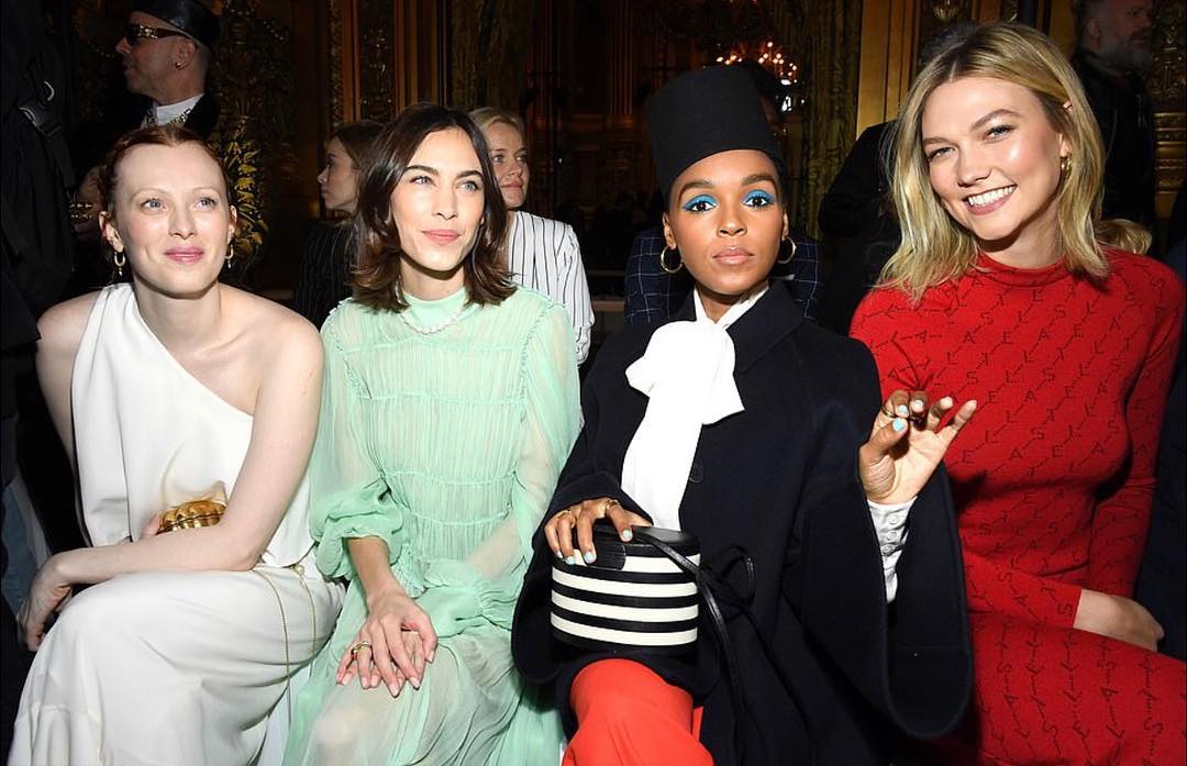 Наталя Водянова, Опра Вінфрі, Карлі Клосс, Даутцен Крус на показі Stella McCartney в Парижі
