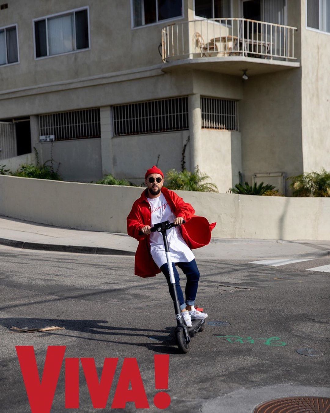 Время наслаждаться друг другом: MONATIK украсил обложку глянца и рассказал о самоизоляции