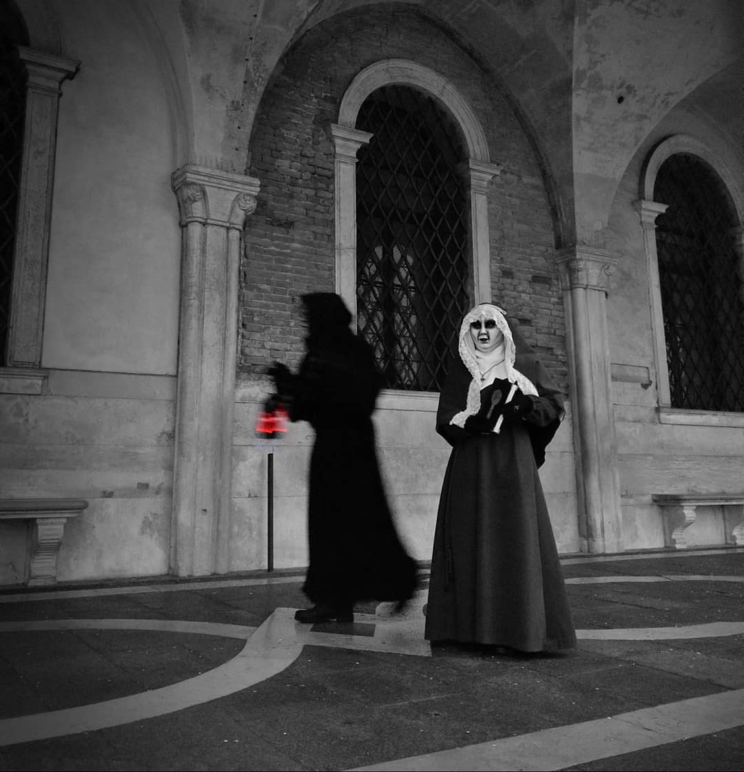 Травесті-діва Монро поділилася враженнями від Венеціанського карнавалу (фото)