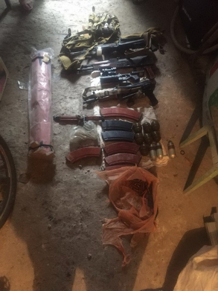 В Донецкой области в районе ООС обнаружили тайник с боеприпасами