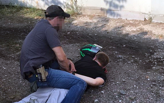 В Києві СБУ викрила групу торговців наркотиками