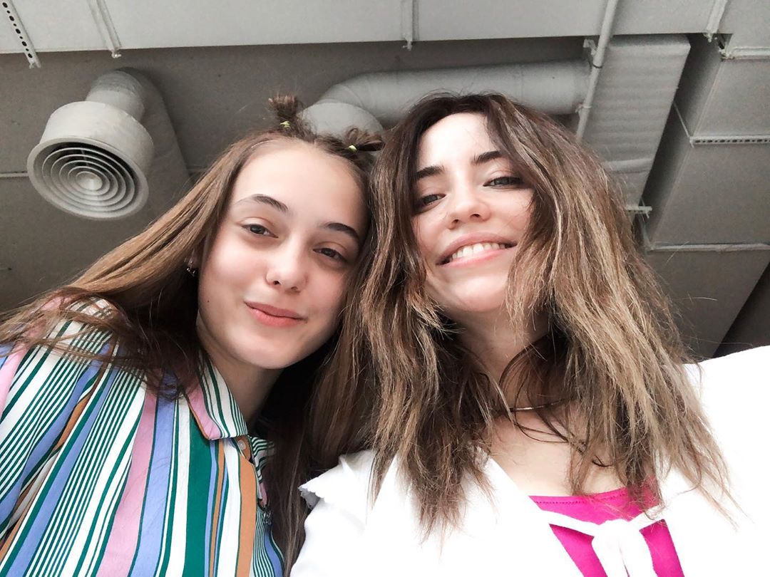 "Закохала мене в себе": Надя Дорофєєва вразила дорогим подарунком своїй колишній підопічній