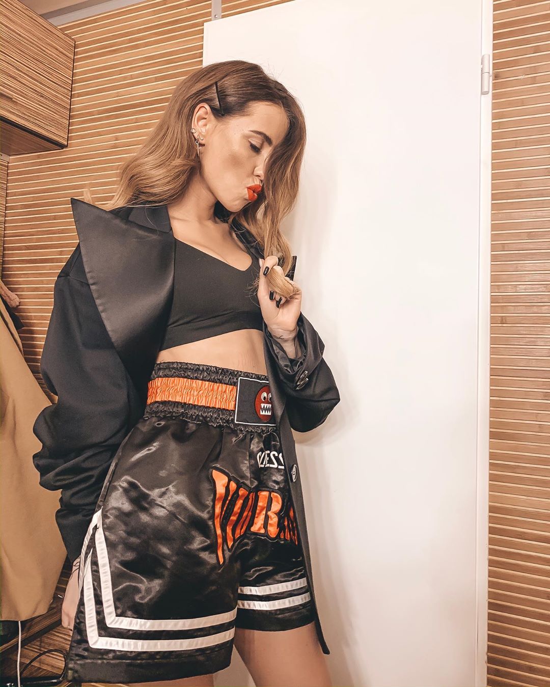 "У мужа шорты забрала?" Надя Дорофеева взбудоражила сеть фото "на грани"