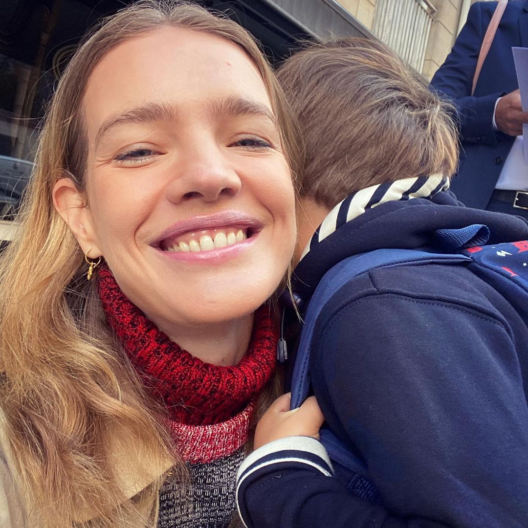 Мамина гордость: Наталья Водянова растрогала редким фото с младшим сыном