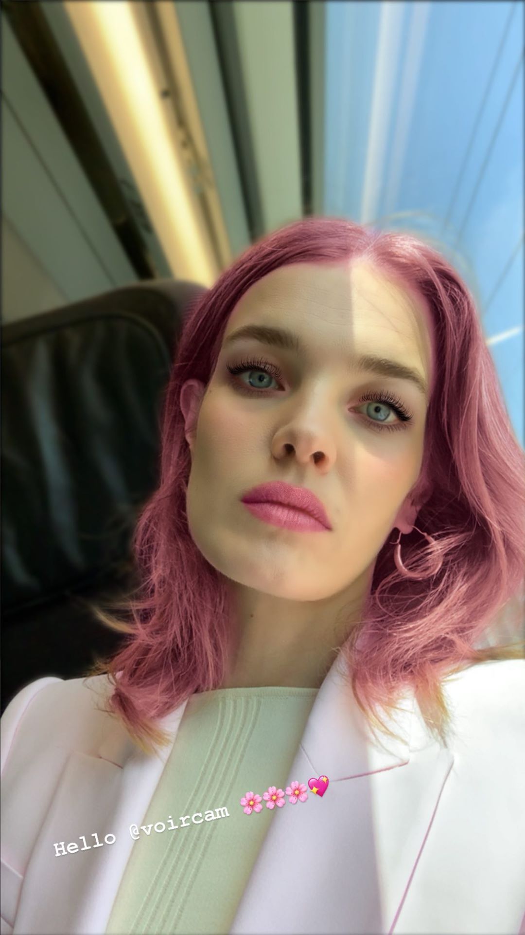 В дерзком мини: Наталья Водянова восхитила безупречной фигурой в костюме Burberry