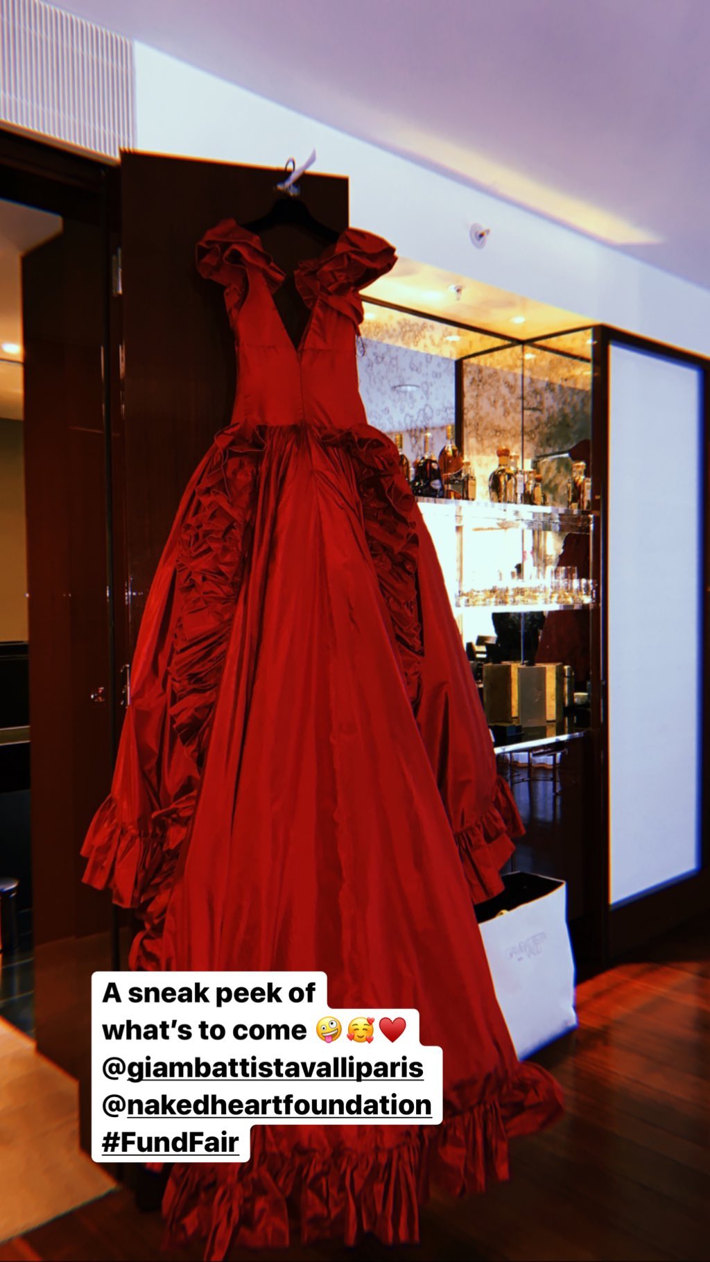 Принцеса ельфів: Наталя Водянова здивувала казковим образом на благодійному балу в Лондоні