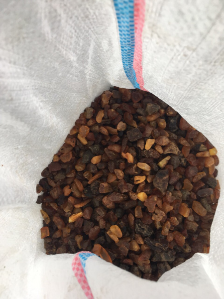 Прикордонники зупинили контрабанду бурштину на кордоні з Польщею