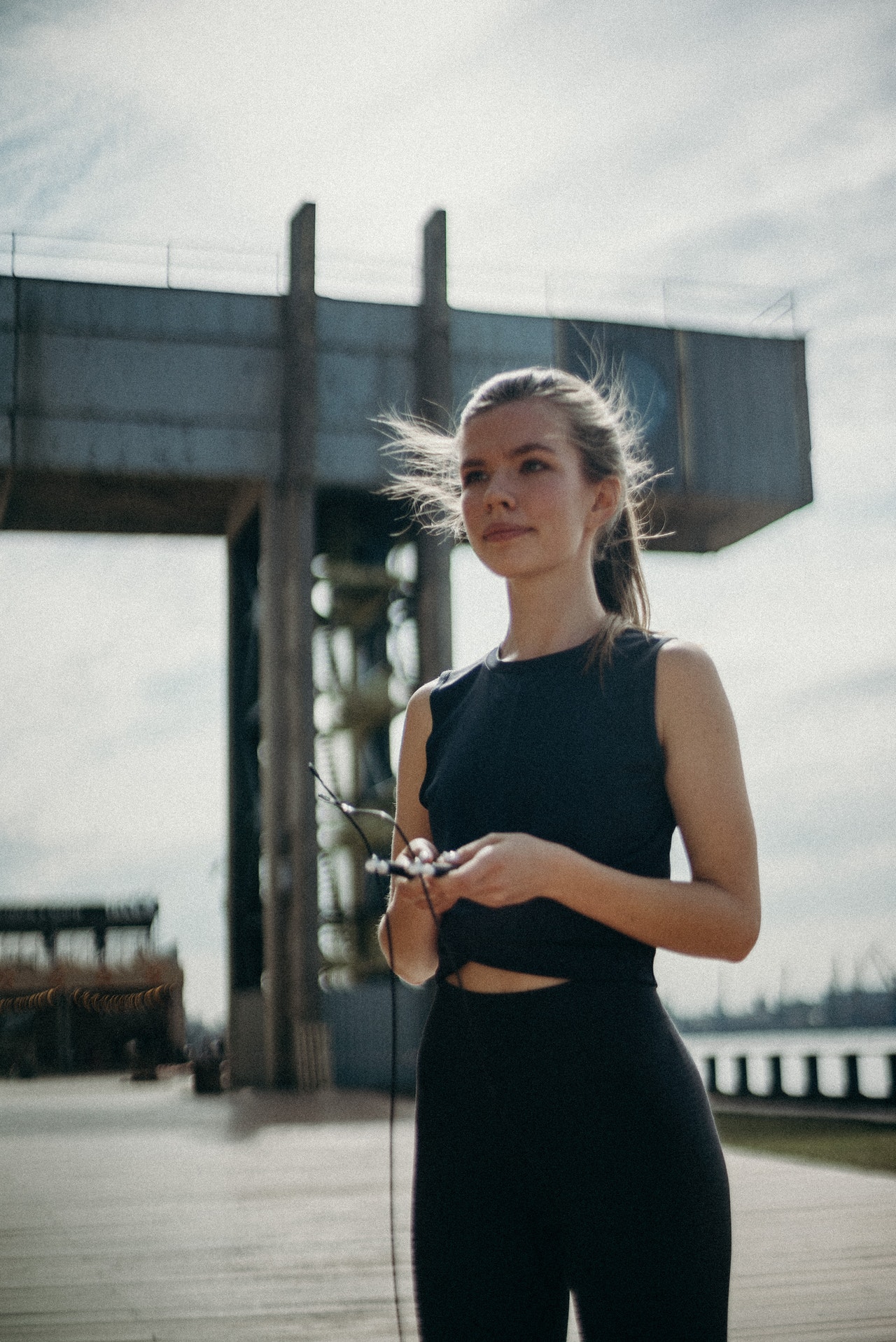 Уход за лицом в период тренировок: полный чек-лист от эксперта