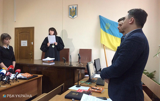 Суд арестовал на 2 месяца задержанного на взятке сотрудника СБУ