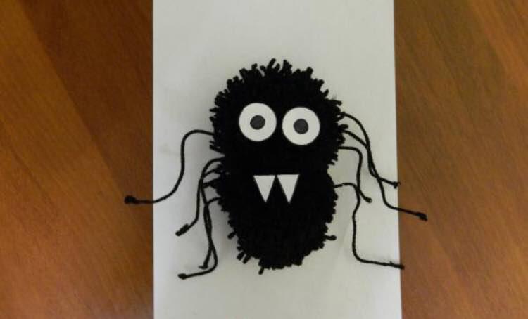 Як незвичайно та яскраво прикрасити свою кімнату до Хелловіну: топ-7 ідей