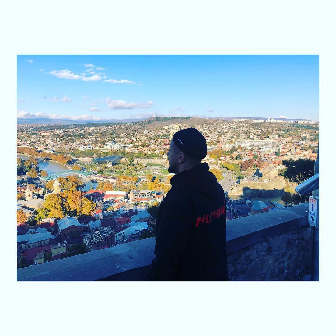 "Кайф": Monatik похвастался "божественным" пейзажем Грузии