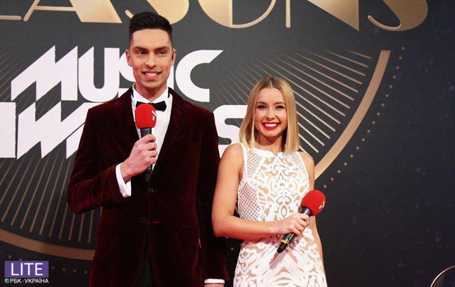 Каменских, Дорофеева, Джамала: фото с красной дорожки M1 Music Awards 2018