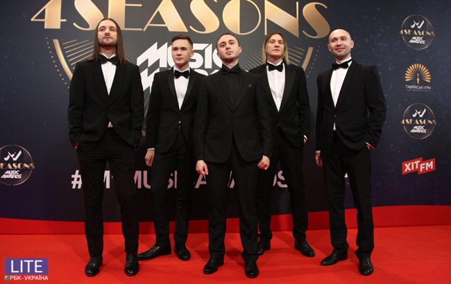 Каменских, Дорофеева, Джамала: фото с красной дорожки M1 Music Awards 2018