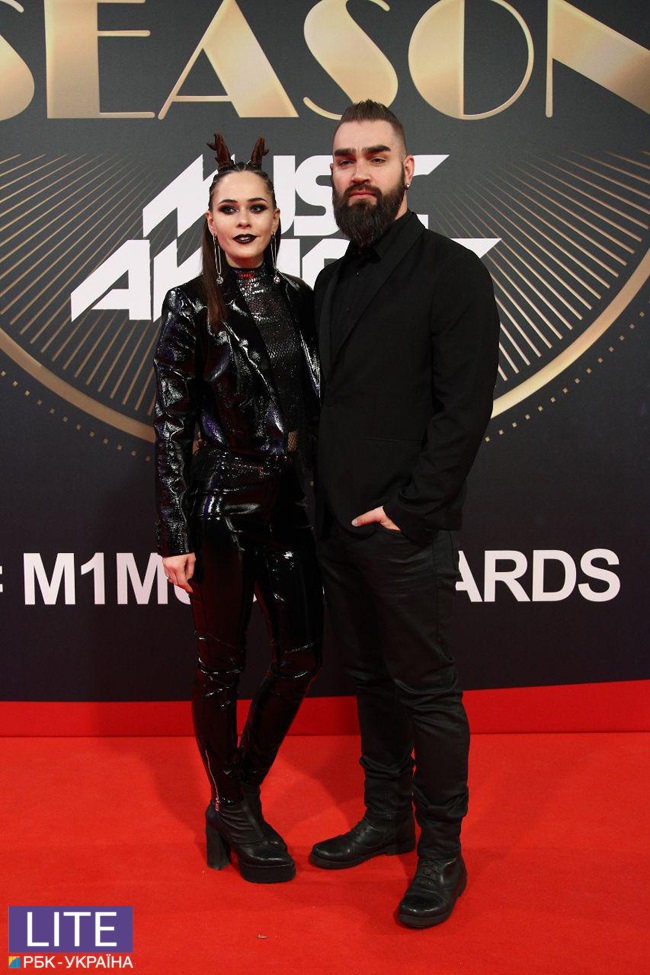 Каменских, Дорофеева, Джамала: фото с красной дорожки M1 Music Awards 2018