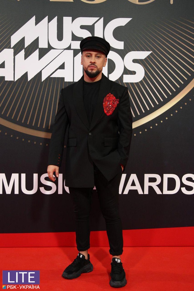 Каменських, Дорофєєва, Джамала: фото з червоної доріжки M1 Music Awards 2018