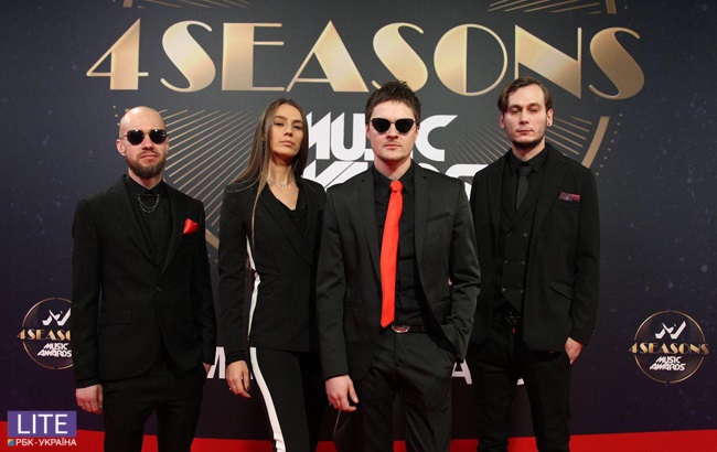 Каменських, Дорофєєва, Джамала: фото з червоної доріжки M1 Music Awards 2018