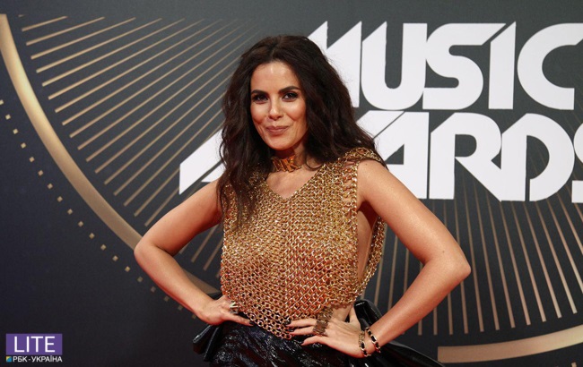 Каменских, Дорофеева, Джамала: фото с красной дорожки M1 Music Awards 2018