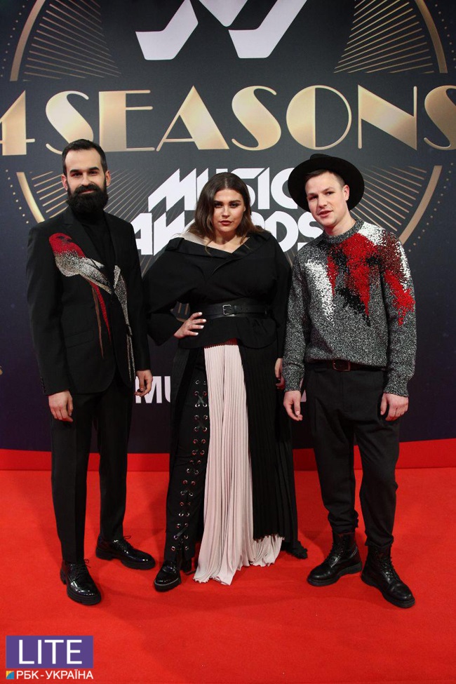 Каменських, Дорофєєва, Джамала: фото з червоної доріжки M1 Music Awards 2018