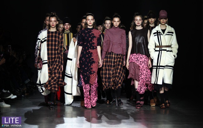 У Києві яскраво стартувала Ukrainian Fashion Week – звичайно, з показу Poustovit