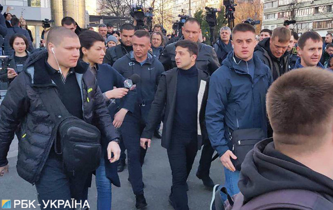 Зеленський здав аналізи перед дебатами з Порошенком